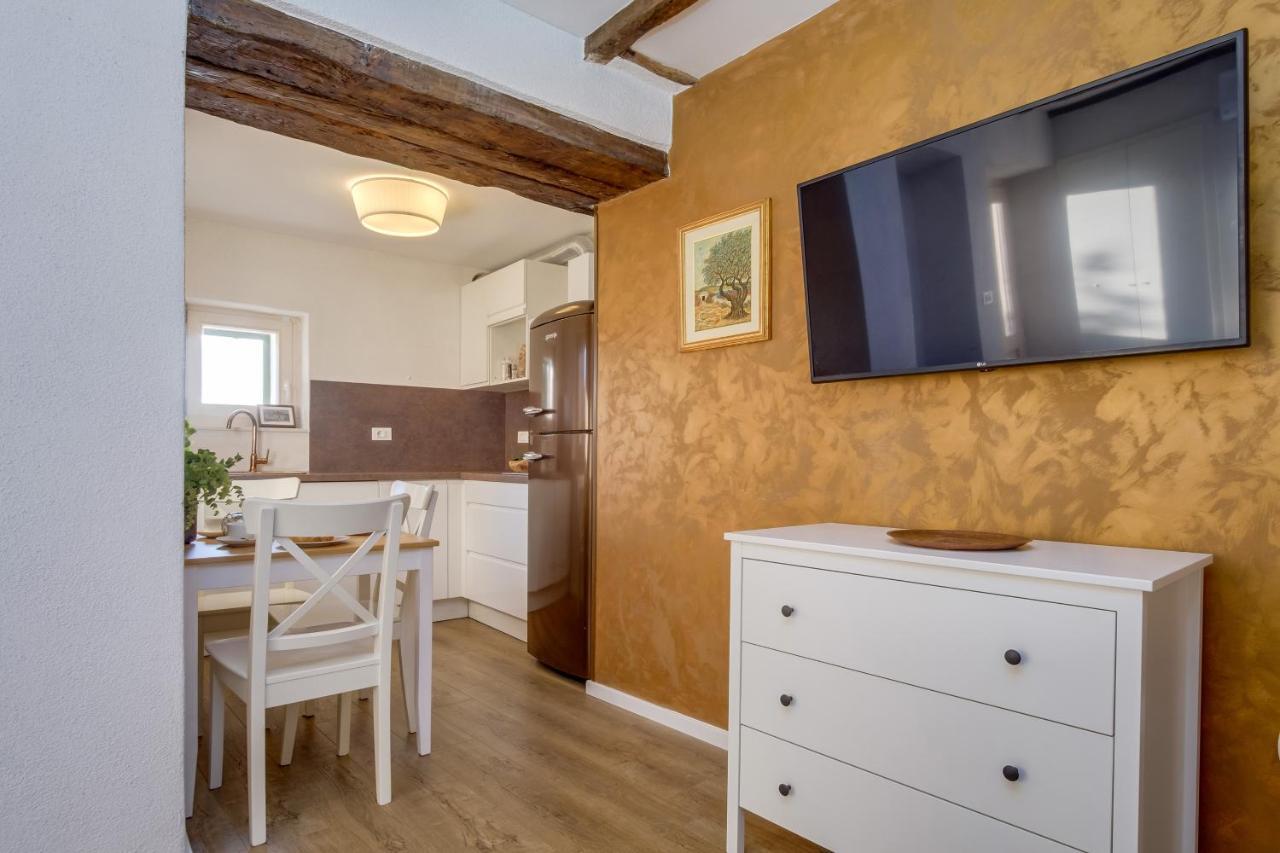 Appartement Casa Rustica à Mali Lošinj Extérieur photo